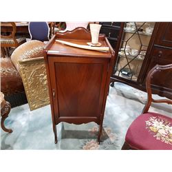 SOLID MAHOGANY MUSIC STAND