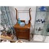 Image 1 : OAK WASHSTAND W/HARP