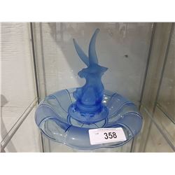 REPRODUCTION ART DECO SATIN GLASS FLOWER FROG
