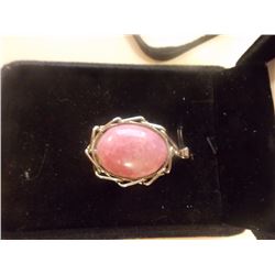 PENDANT - PINK QUARTZ CABACHON STONE SET IN NON FEROUS METAL