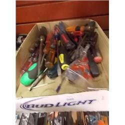 BOX OF ASSORTED SCREW DRIVERS