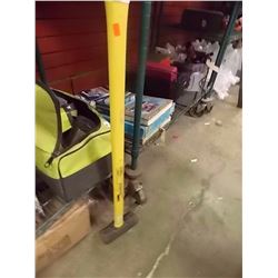 SLEDGE HAMMER - LONG FIBRE GLASS HANDLE - USED