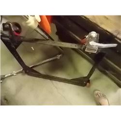 ADJUSTABLE CART ON WHEELS