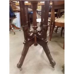 EASTLAKE PARLOUR TABLE