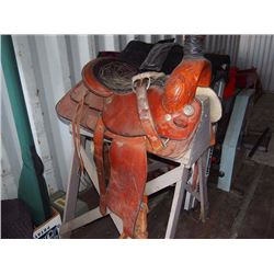 Heavy Duty Western Saddle, 16" (Trophy Saddle)