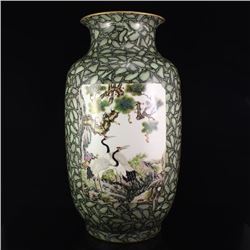 Superb Chinese Qing Dynasty Gilt Edges Famille Rose Porcelain Big Vase Qianlong Mark