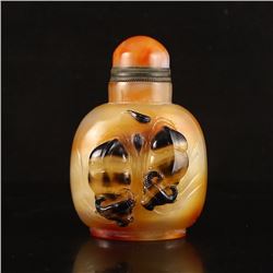 Chinese Qing Dynasty Low Relief Agate Double Oxen Snuff Bottle