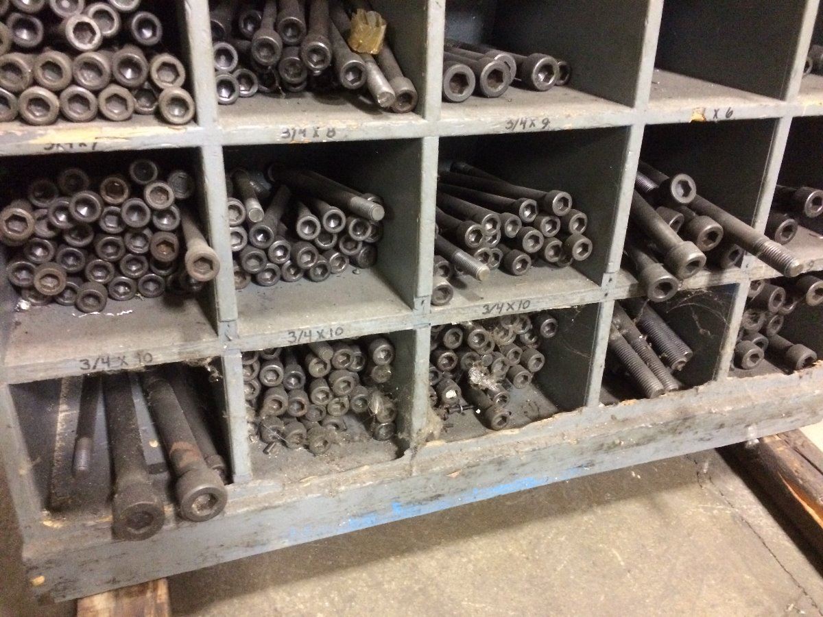 Wooden Bolt Rack with 3/4 X 2