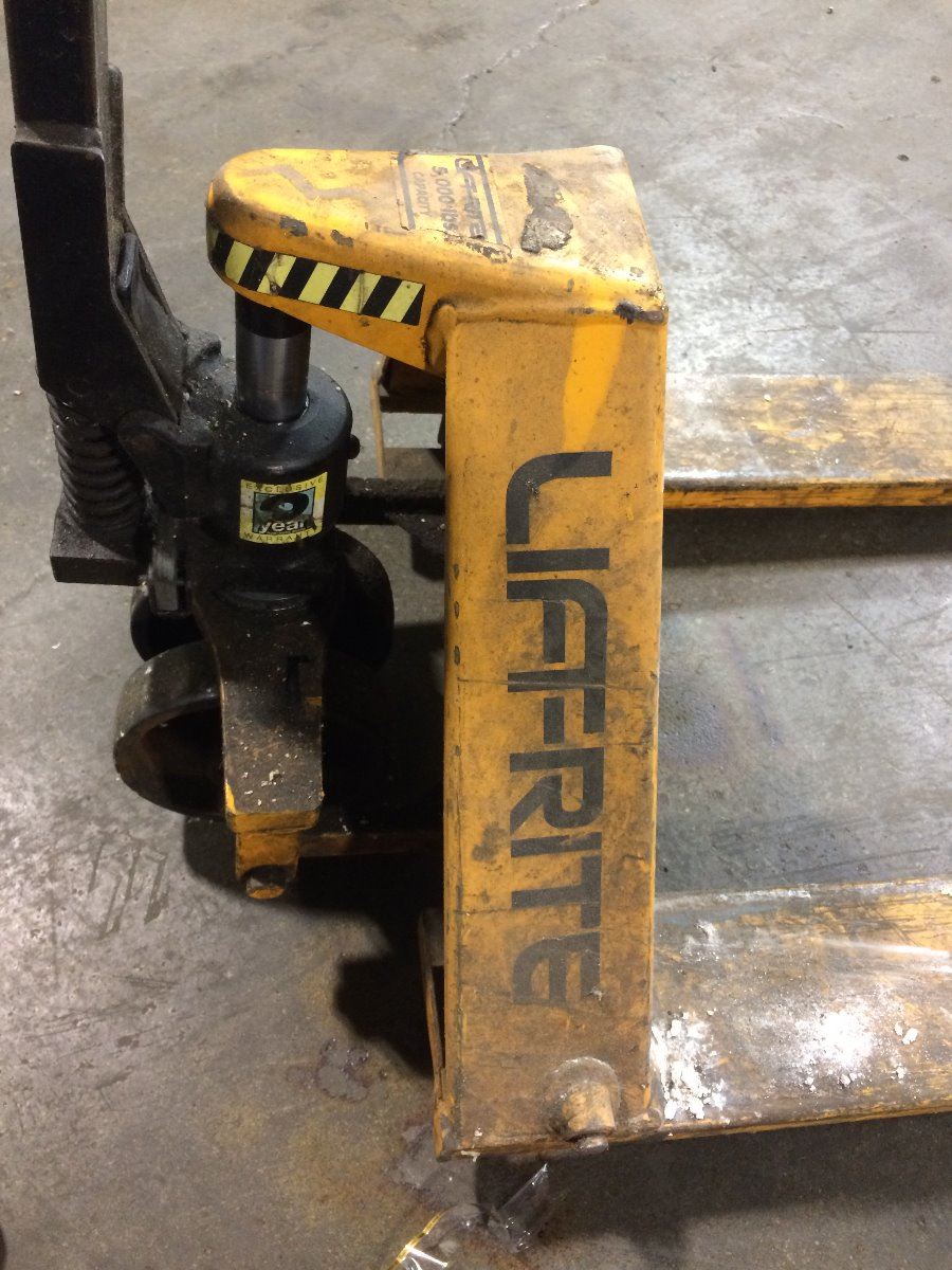 Lift-Rite 5000LBS Pallet Jack - BTM Industrial