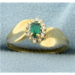 Tsavorite Garnet & Diamond Ring