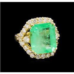 GIA Cert 9.38 ctw Emerald and Diamond Ring - 14KT Yellow Gold