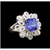 Image 1 : 18KT White Gold 5.60 ctw Tanzanite and Diamond Ring