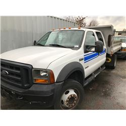 2006 FORD F-450 XL SUPERDUTY, POWERSTROKE TURBO DIESEL, 4 DR DUMP, WHITE, VIN # 1FDXW46P76EC21935