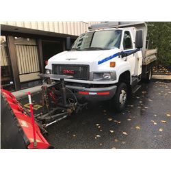 2007 GMC C5500 4X4 DURAMAX DIESEL, 2DR DUMP, WHITE, VIN # 1GDE5C3917F421988