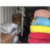 Image 1 : CONTENTS OF LOT 50 INCLUDING ASSORTED BEDDING, ETC