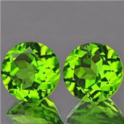 Natural Peridot Pair 4.52 cts - VVS