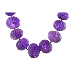 A 1950s Amethyst Bead Necklace