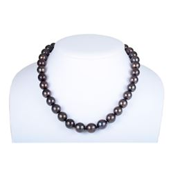 A Tahitian Black Cultured Pearl Necklace