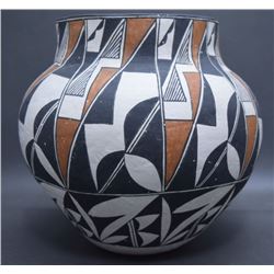 ACOMA POTTERY OLLA (JOE)