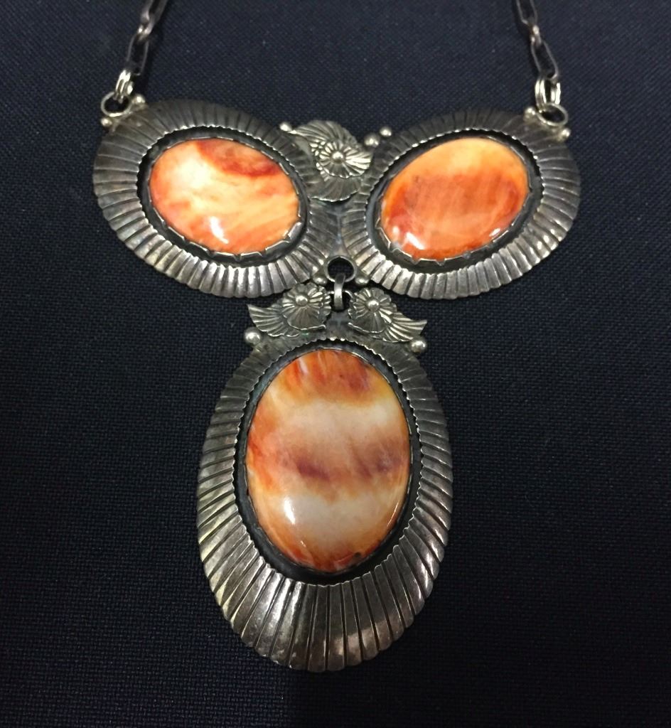 Vintage spiny oyster necklace Clearance