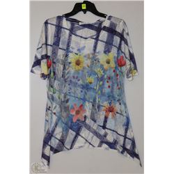 FRESH FX WOMENS SHIRT SIZE MEDIUM