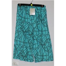 CHALET ET CECI WOMENS SHORTS SIZE SMALL