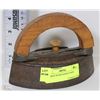 Image 1 : ANTIQUE WOOD HANDLE IRON