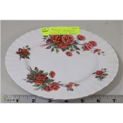 ROYAL ALBERT CENTENNIAL ROSE PLATE
