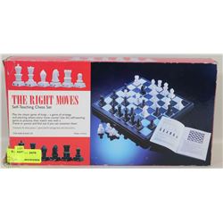SELF TEACHING CHESS SET