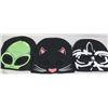 Image 1 : 3PACK HALLOWEEN GLOW IN THE DARK TOQUES