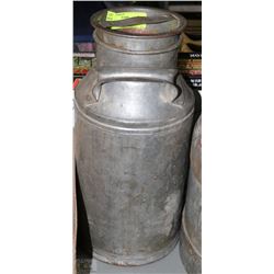 MEDIUM VINTAGE STEEL MILK CAN