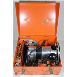 BLACK AND DECKER ROUTER KIT WITH BITS AND