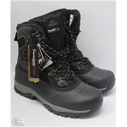 NEW ICEFIELDS BOOTS SIZE 10