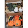 Image 1 : 2 BOXES OF HALLOWEEN DECORATIONS INCL SKULLS,RATS,