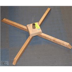 CHRISTMAS TREE STAND (WOOD)