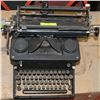 Image 1 : (23) VINTAGE IMPERIAL TYPEWRITER OF CANADA