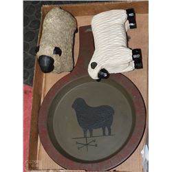3-PC WOODEN DECORATIVE SHEEP LOT (CARVED & PAINTED