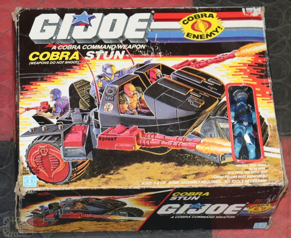 1986 G.I. JOE COBRA STUN VEHICLE & DRIVER W/ BOX
