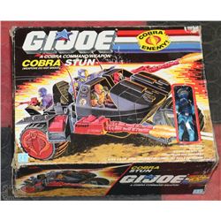 1986 G.I. JOE COBRA STUN VEHICLE & DRIVER W/ BOX