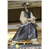 Image 1 : ASIAN SWORD WARRIOR STATUE