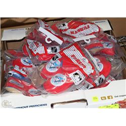 BOX OF NEW 30 PAIR NHL CHILDRENS SLIPPERS SIZE