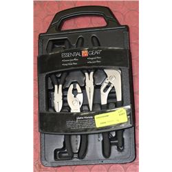 PLIER SET IN CASE