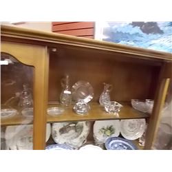 COLLECTABLE GLASSWARE - 11PC