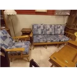 VILACE MAPLE CHESTERFIELD WITH CHAIR
