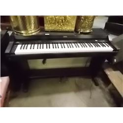 KORGE ELECTRIC PIANO