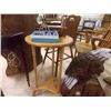 Image 1 : ROUND END TABLE