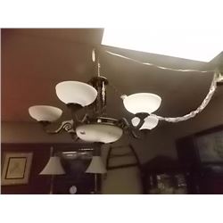HANGIING LIGHT FIXTURE - LIKE NEW