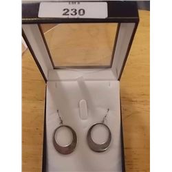EARRINGS - OVAL DANGLE DESIGN OF 925 STERLING SILVER WITH SHEPHARD HOOKS