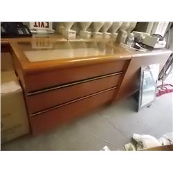WOODEN SHOW CASE WITH GLASS TOP