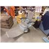 Image 1 : VINTAGE DENTIST CHAIR